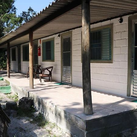 Nosso Chale Na Ilha Ξενοδοχείο Cananéia Εξωτερικό φωτογραφία
